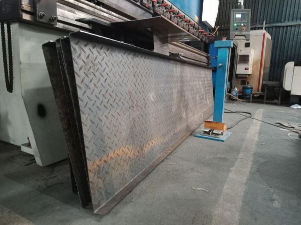 Gia công kim loại tấm