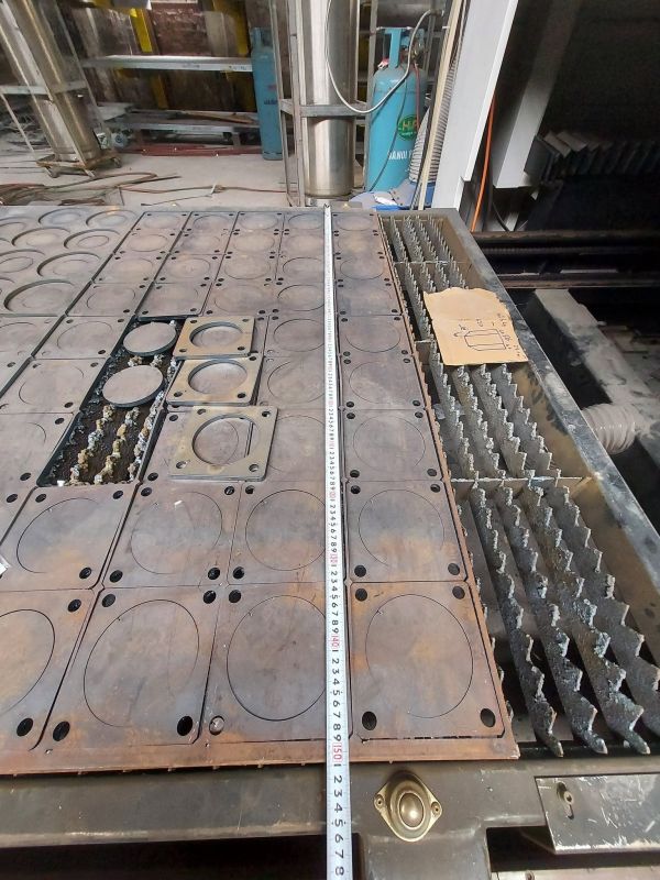gia-cong-kim-loai-tam-ben-tre-5 Cắt Laser CNC