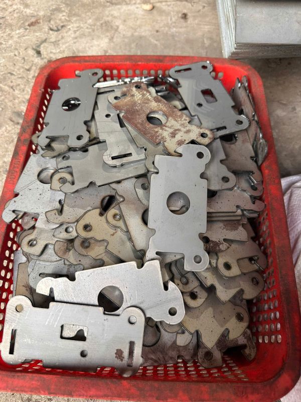 gia công kim loại tấm